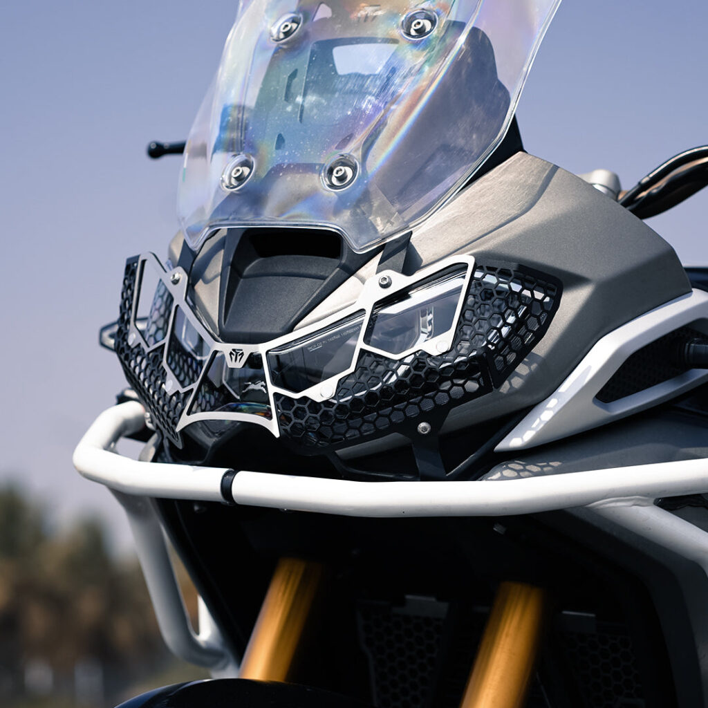 HEAD LIGHT GRILL (HONEY COMB) FOR TVS APACHE RTX 300