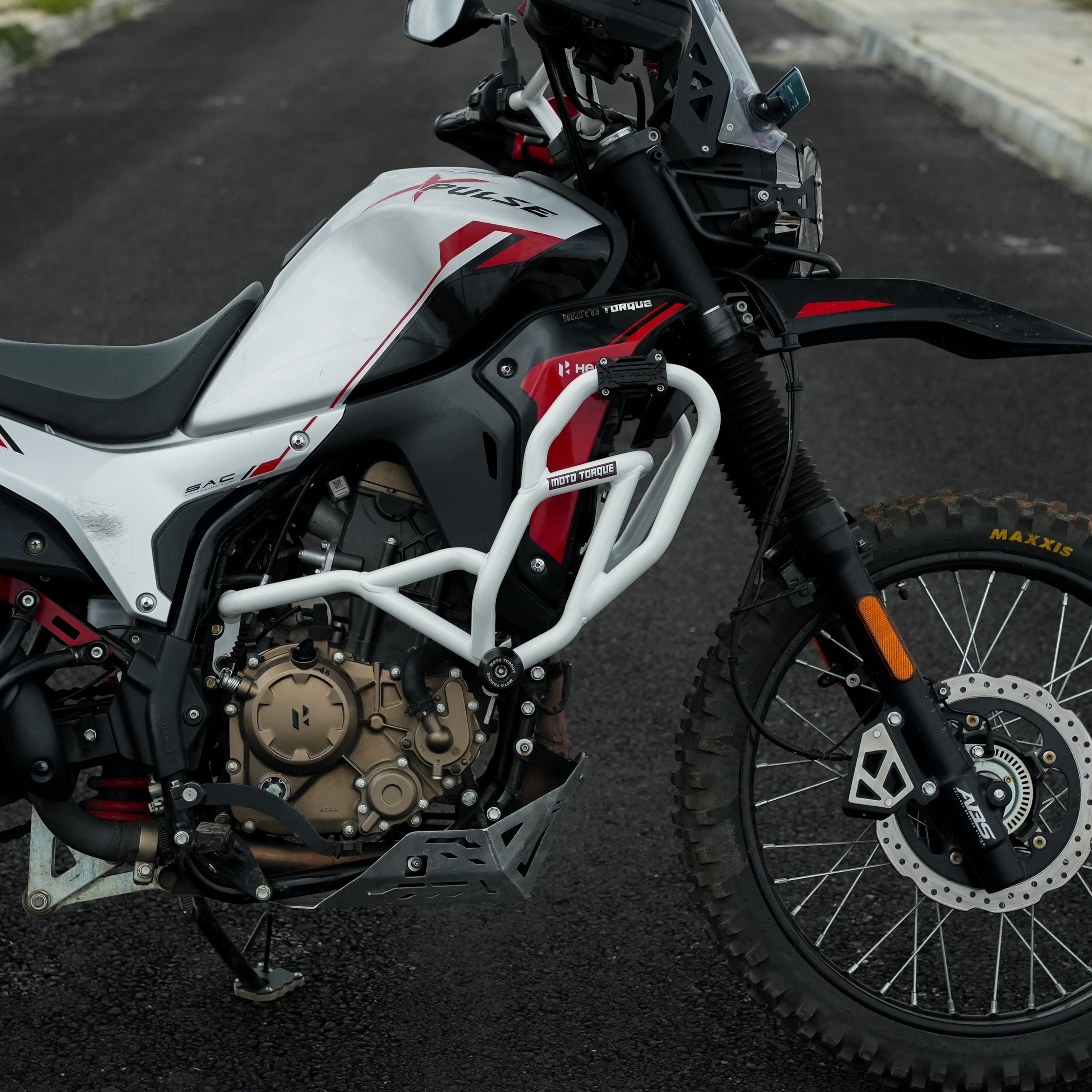 MAX PRO CRASH GUARD (WHITE) FOR XPULSE 210
