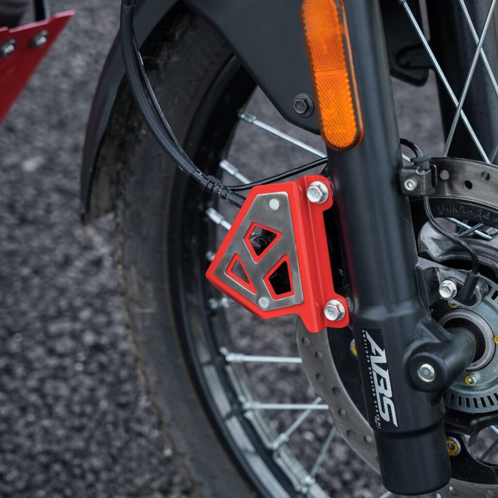 FRONT CALIPER GUARD RED FOR XPULSE 210