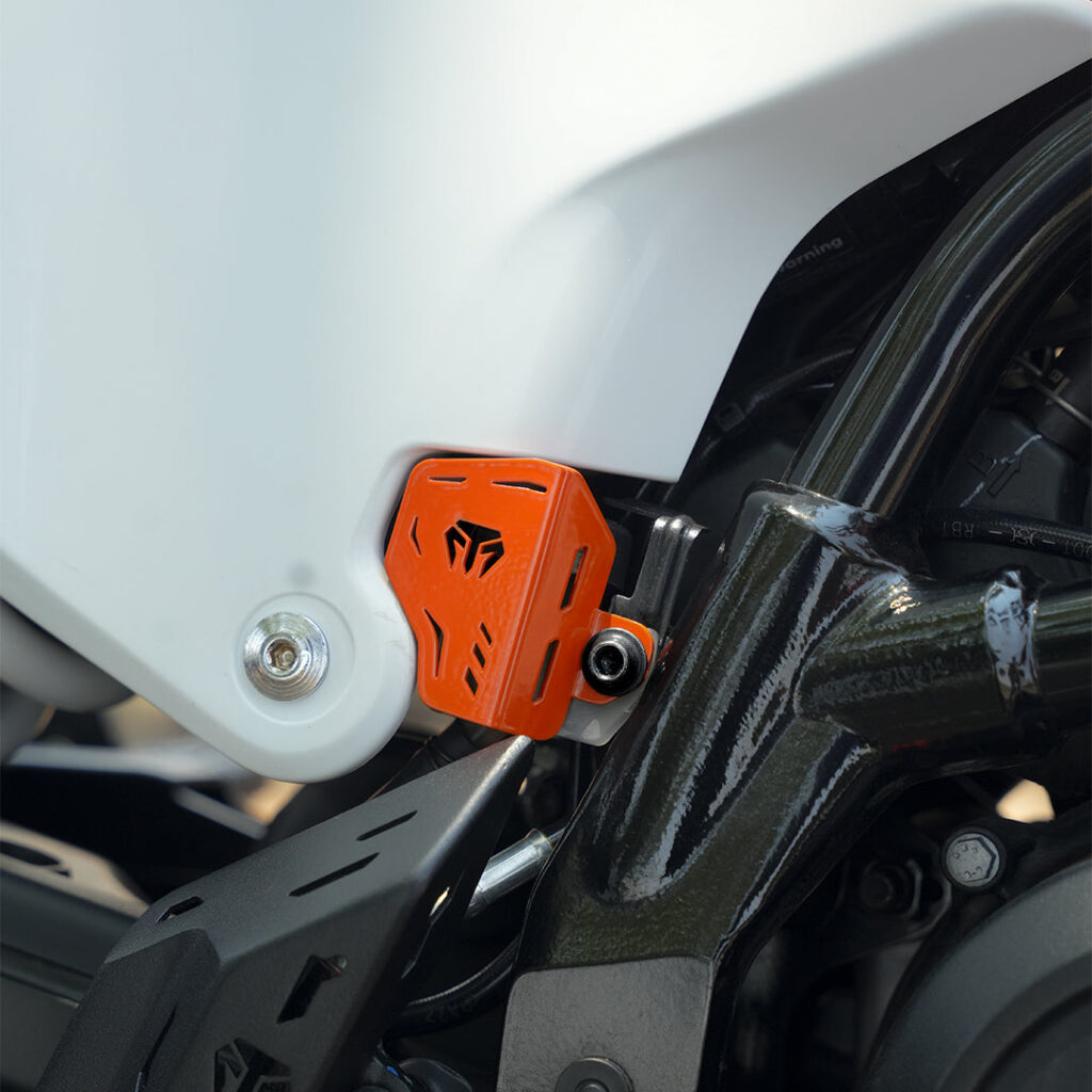 ORANGE RESERVOIR OIL GUARD (MS)   FOR  2025 FOR KTM 390 Adventure/Adventure X